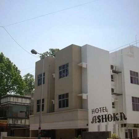 Hotel Ashoka, Pune Yerandwane Exterior foto
